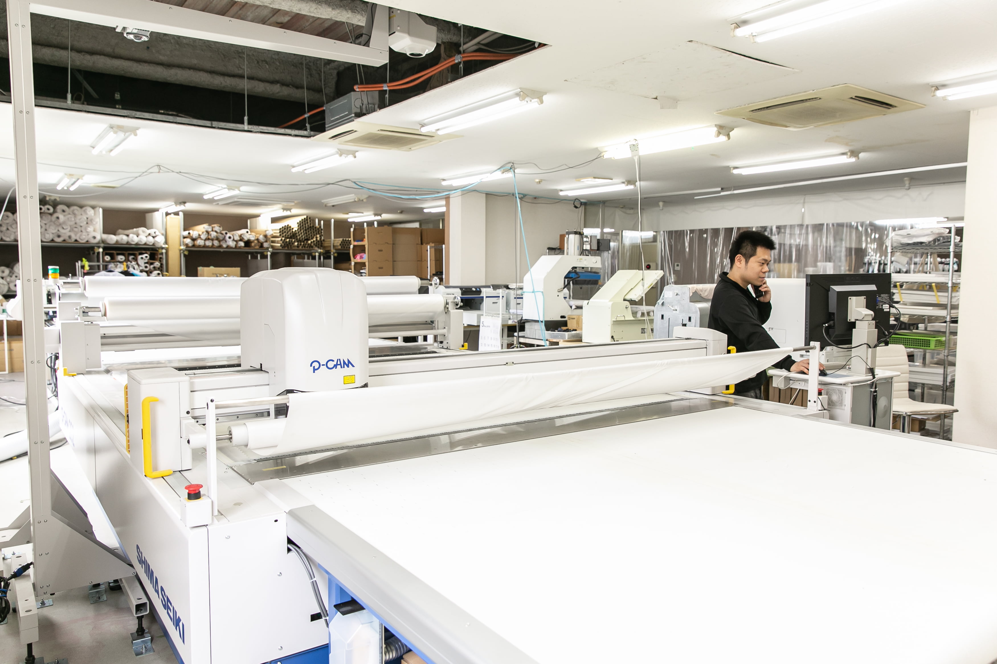 大阪の裁断工場。生地裁断、CAM自動裁断なら【公式カッティングファクトリー】